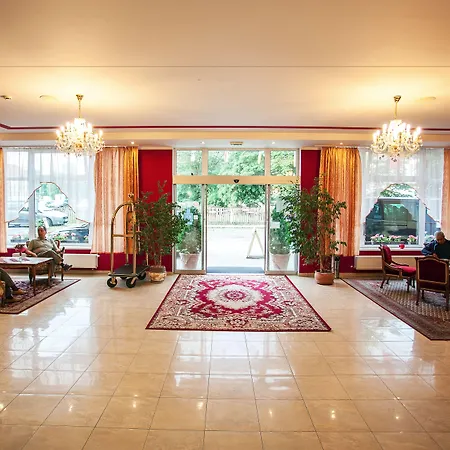 فندق Savoy تشيسكي بوديوفيتسه