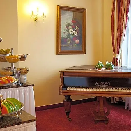 Ξενοδοχείο Savoy Τσέσκε Μπουντεγιόβιτσε