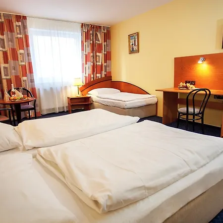 Savoy Hotel 4*