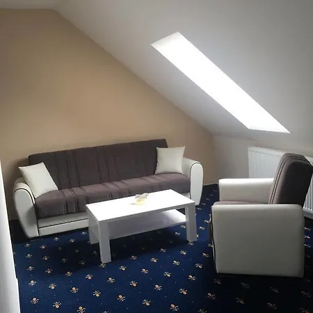 Savoy Hotel 4*
