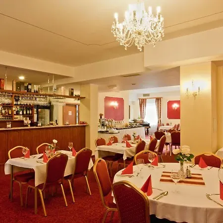 Hotel Savoy