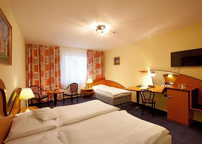Savoy Hotel 4*