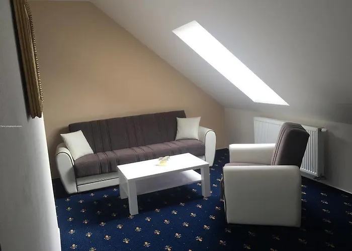 Savoy Hotel 4*